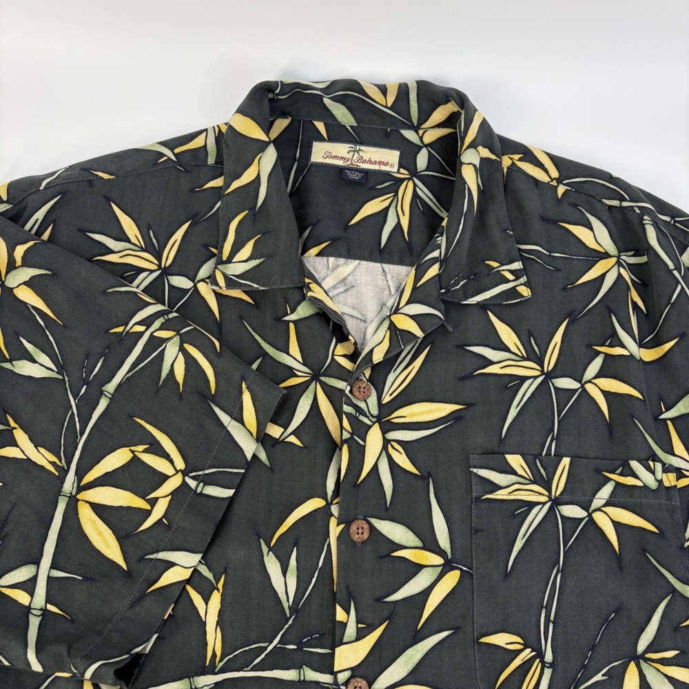Tommy Bahama Shirt Mens L D Green Silk Bamboo Leaf Print Short Sleeve Camp Shirt